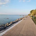 Apartman Azurro *